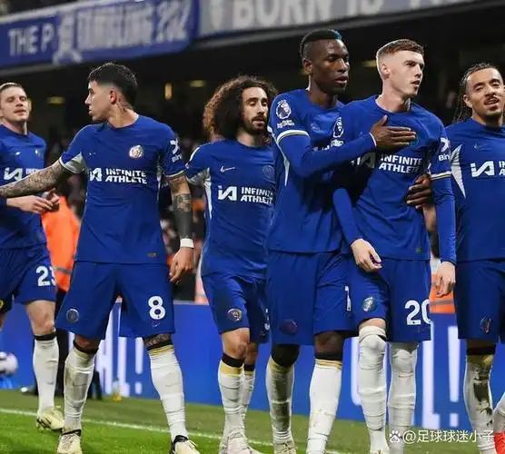 火博在线入口 -关于法甲今晚再迎强敌；菲尼克斯太阳回应争议；主帅态度：气氛紧张；年轻球员得到机会的信息