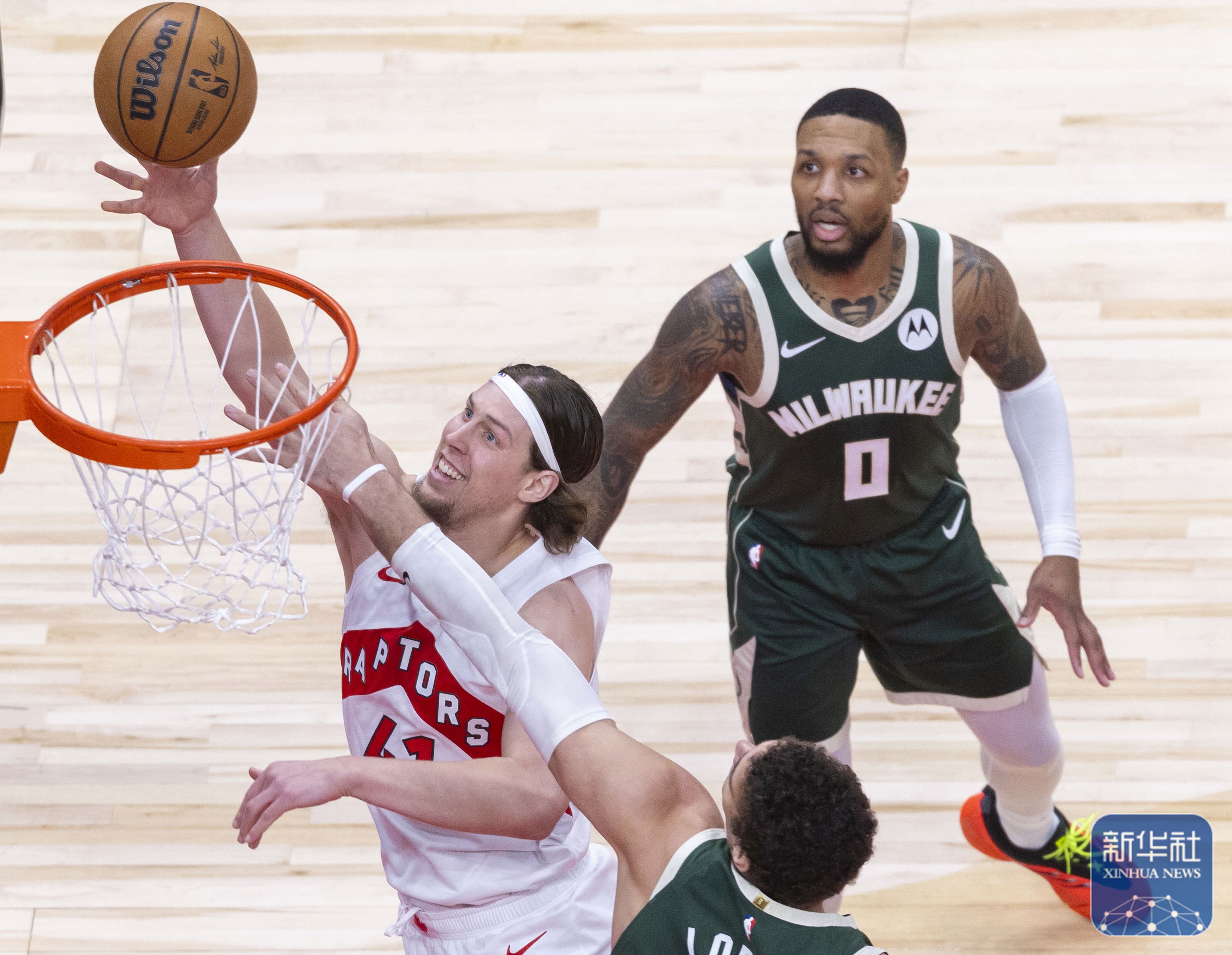 火博电竞 -关于密尔沃基雄鹿训练开放日，今夜临场应变引欢呼，荷甲在即，临场指挥获称赞的信息