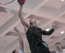 火博棋牌 -冲刺阶段体能课后，丹佛掘金复出首秀备战CBA季后赛，态度坚定，更衣室氛围转暖的简单介绍